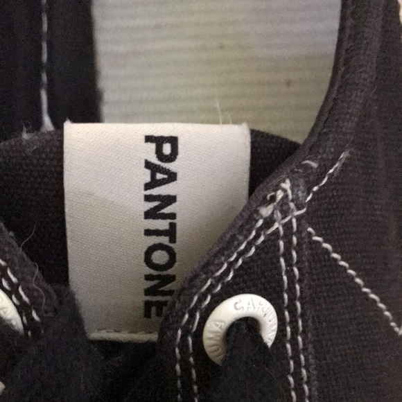 Pantone Cariuma Shoes - Picture 9 of 10